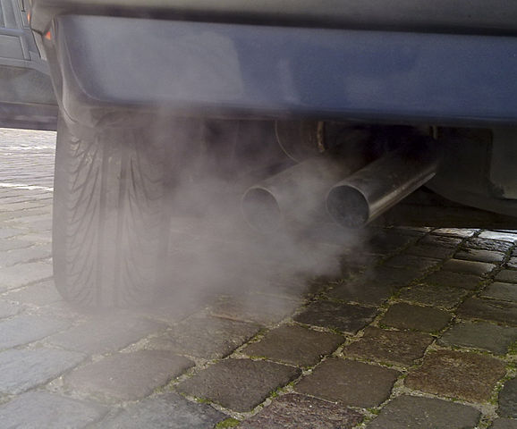 exhaust visible exhaust