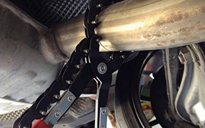 Exhaust-Removal-with-Chain-Cutter Exhaust-Removal-with-Chain-Cutter