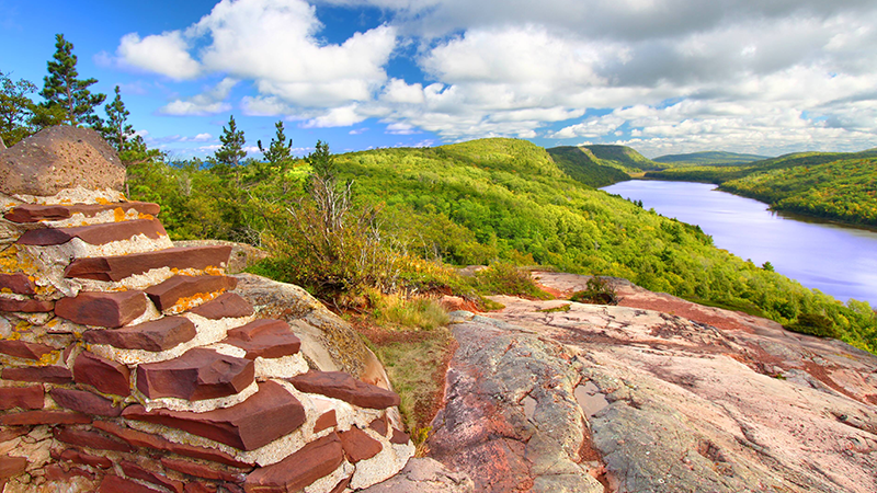 lake of the clouds