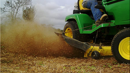 riding lawn mower
