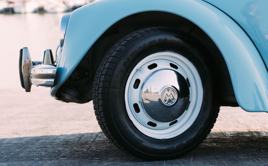 Wheel and tire