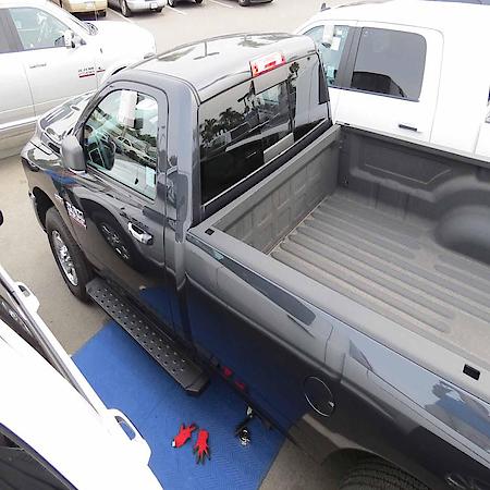 Powder Coated, Black, Steel, Unlighted, Rocker Panel Mount, Without Logo, 300Lb