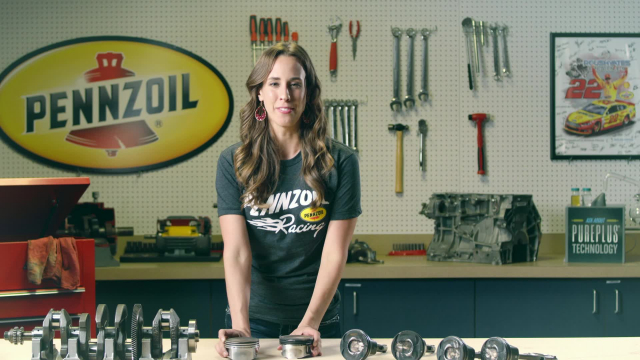 Know Your Oil - Cleaner Pistons 