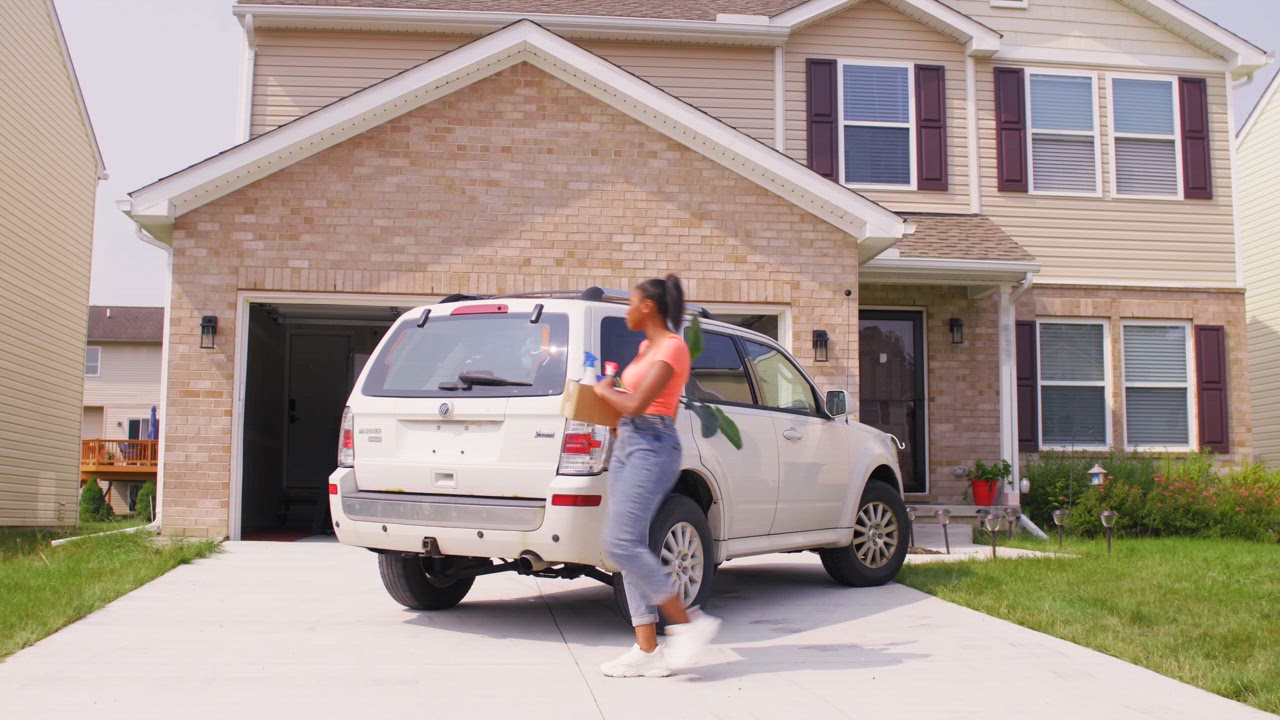 StrongArm Lift Supports Installation - SUV Liftgate 